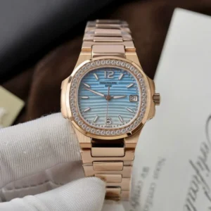 Patek Philippe Nautilus 7010R Women 32mm Blue/White Dial Metal Wire