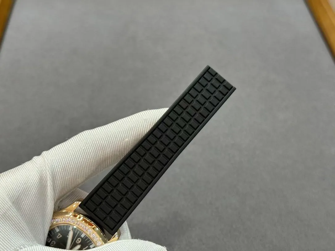 Aquanaut 5067A RG PPF 1:1 Best Edition Black Textured Dial on Black Rubber Strap Ronda Quartz - Image 8